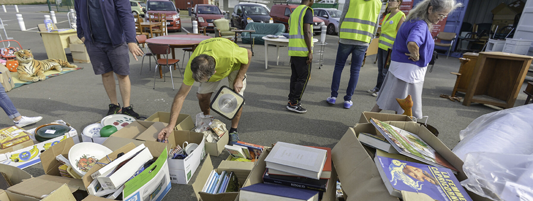 Journée vente ddes articles récupérés par le CJS à la décheterie du Valon d'Arty