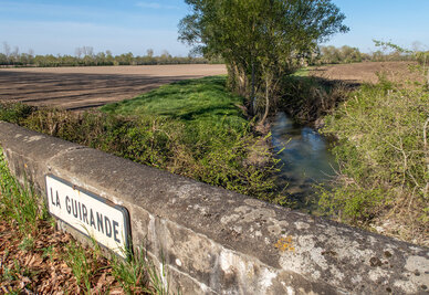 Pont sur la Guirande