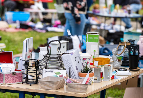 Vide grenier quartier Tour Chabot - Agrandir l'image, fenêtre modale