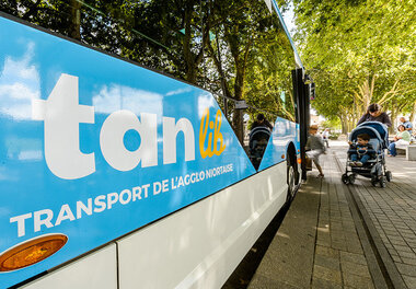 Bus Tanlib ©Alex Giraud