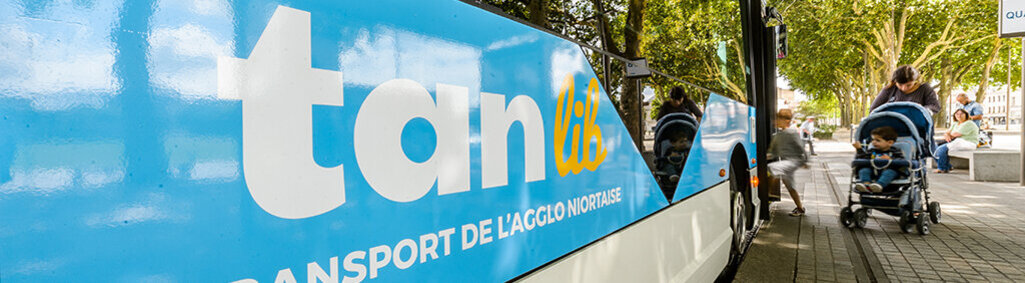 Bus Tanlib ©Alex Giraud