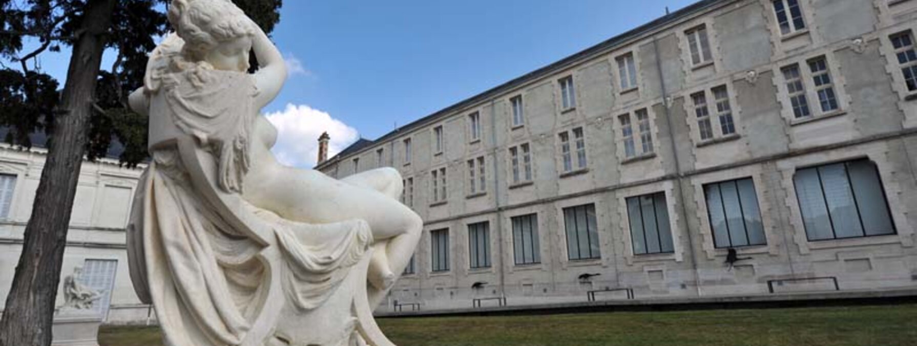 Jardin du musée Bernard d'Agesci : Somnolence par Frédéric-Etienne Leroux 