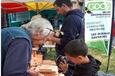 Chantier participatif de fabrication de nichoirs au Jardin de la Noue