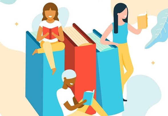 Trois personnes souriantes aux profils variés tenant chacune un livre ouvert, entourées de grands volumes colorés - Agrandir l'image, fenêtre modale